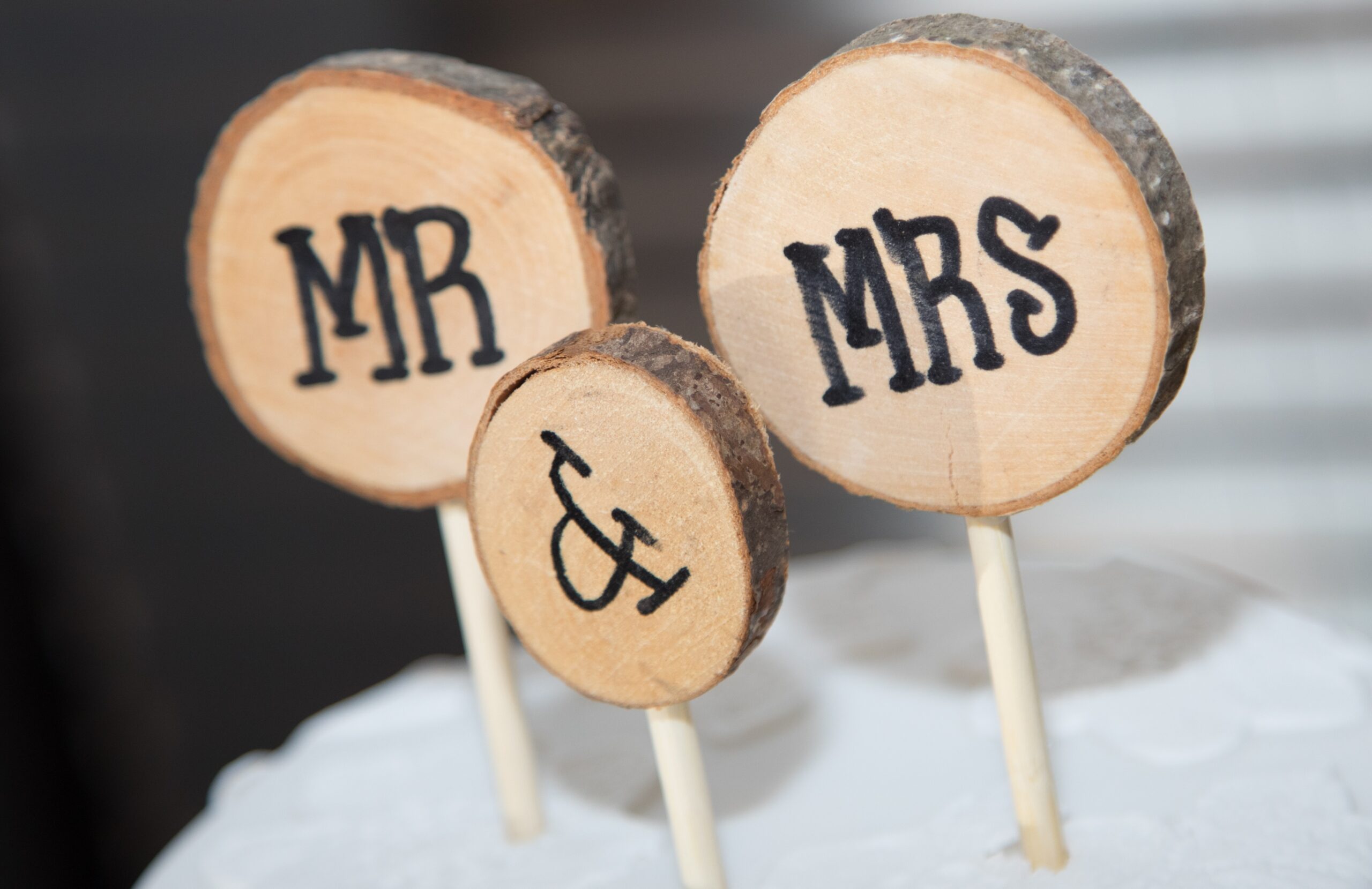 what-to-write-on-engagement-cake-best-wedding-team